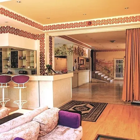 Hotel Buyuk